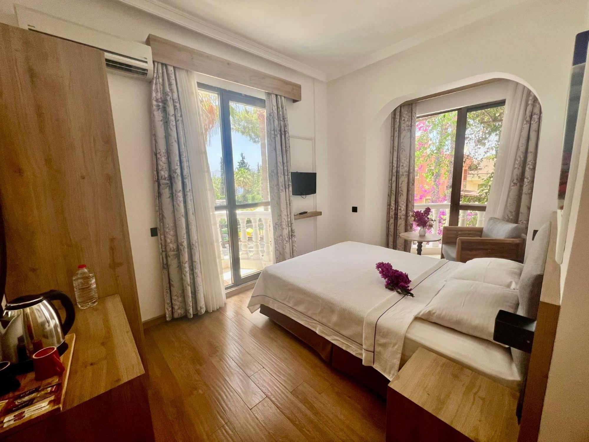 Carikci Hotel Μαρμαρίς Εξωτερικό φωτογραφία