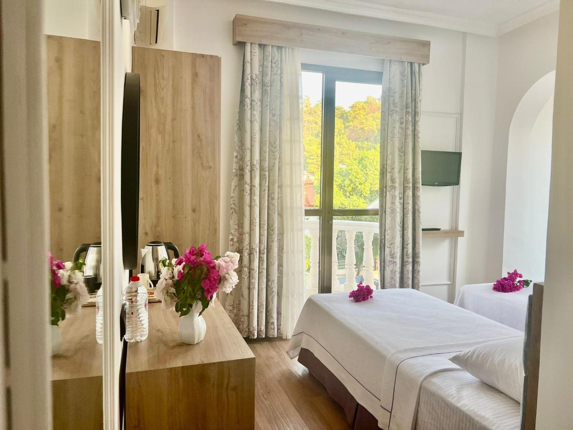 Carikci Hotel Μαρμαρίς Εξωτερικό φωτογραφία